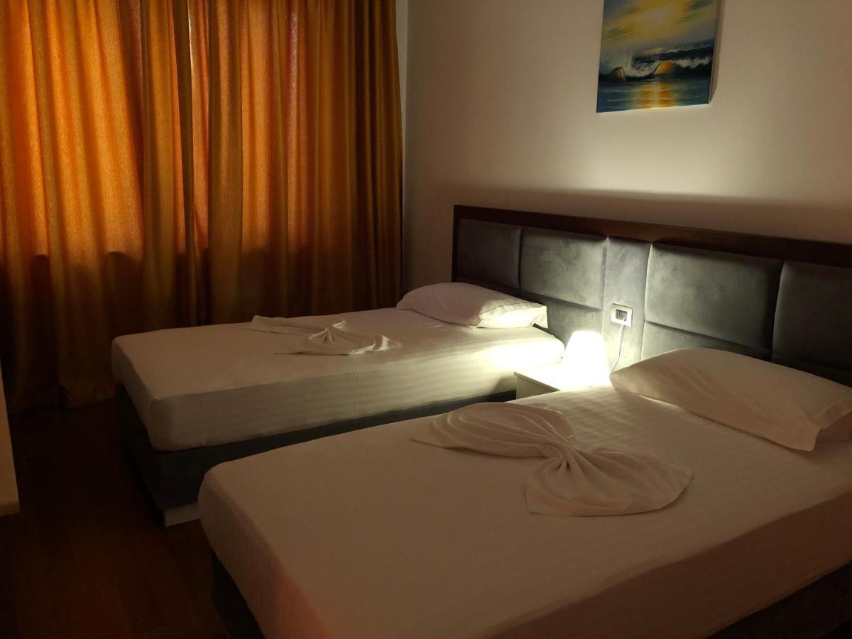 Nemesis Hotel Саранда Экстерьер фото